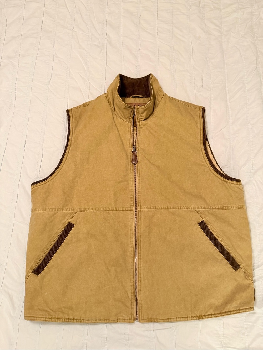 Duck Head Men’s Tan Canvas Vest with Brown Trim